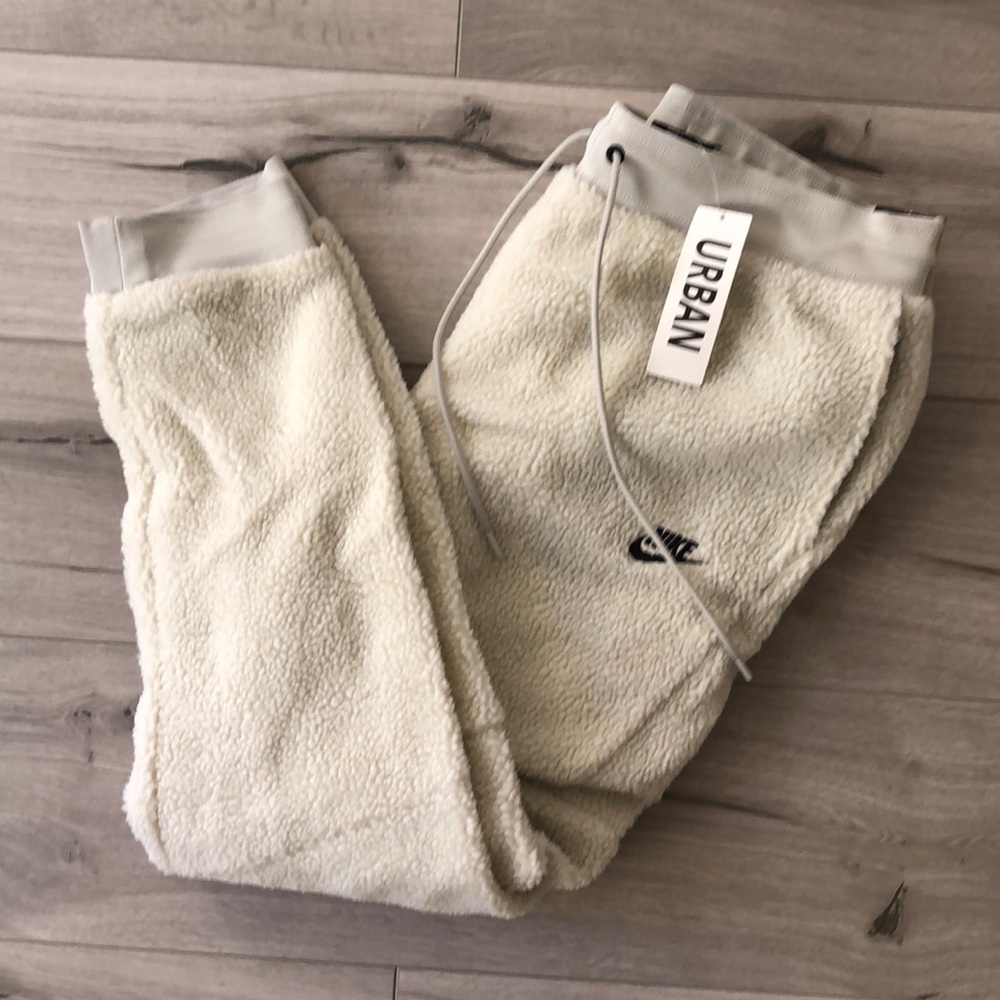 👑Brand New - Nike Air Sherpa Fleece Jogger Pant - Picture 7 of 8